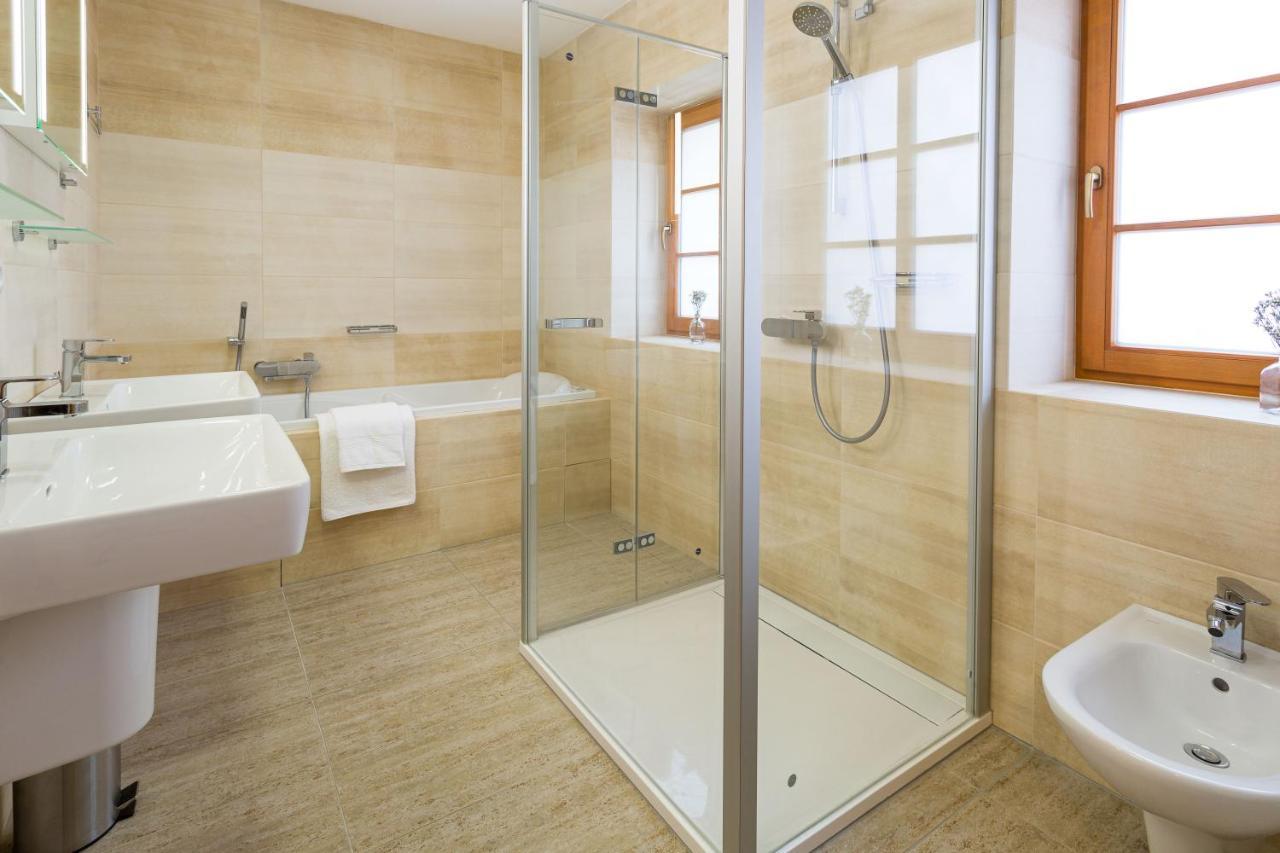 Vinny Apartman Rakovnik Bagian luar foto