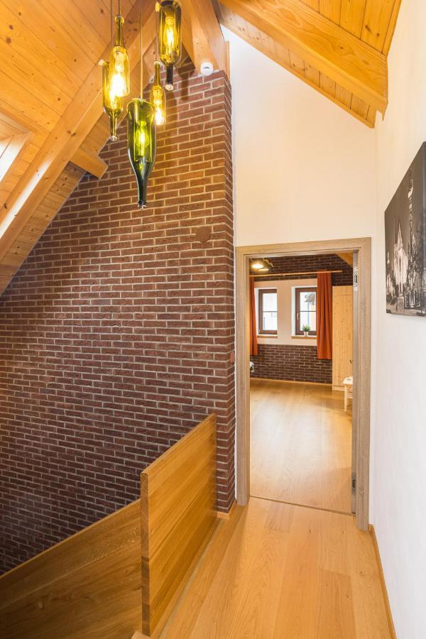Vinny Apartman Rakovnik Bagian luar foto