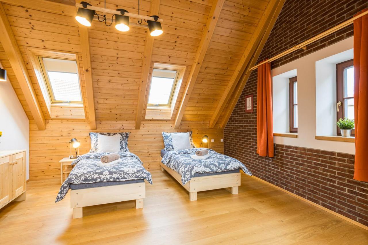 Vinny Apartman Rakovnik Bagian luar foto